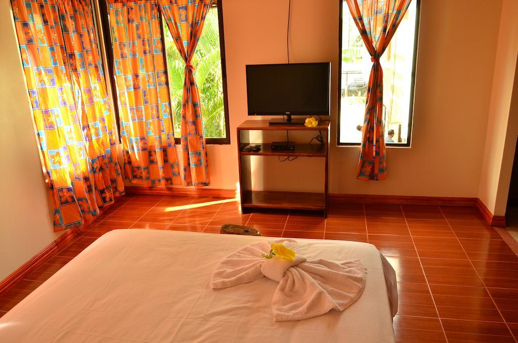 Apartamentos Herrera Puerto Jiménez Oda fotoğraf